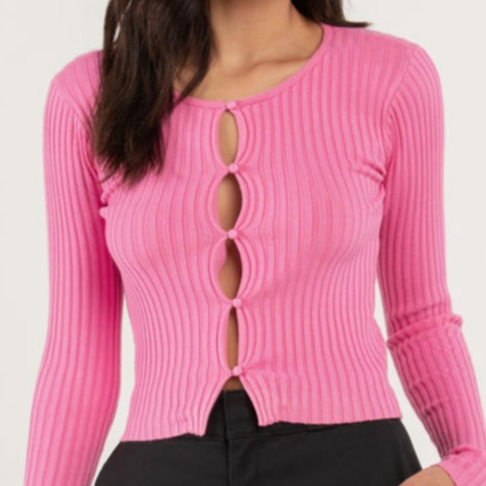 Pink cardigan 🆕